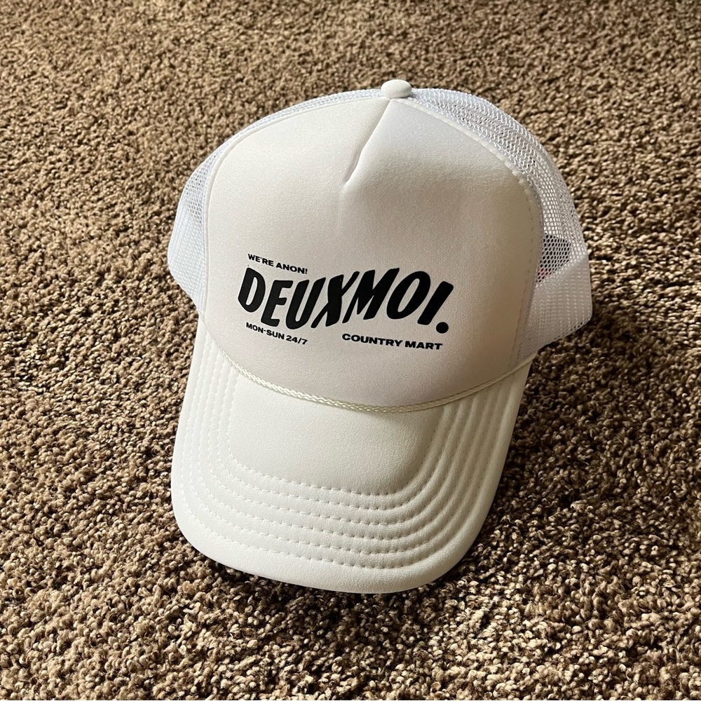 Deuxmoi Hat